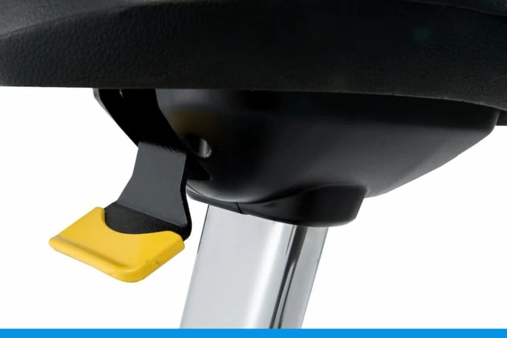 Spiritfitness CU900 LED reglage selles